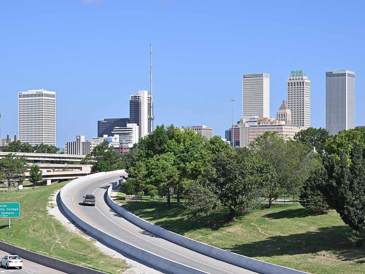 The downtown Tulsa skyline seen from South Peoria Avenue, the corridor Brookside grew along