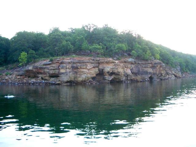 Rocky bluff and shoreline on Skiatook Lake near Skiatook, Oklahoma